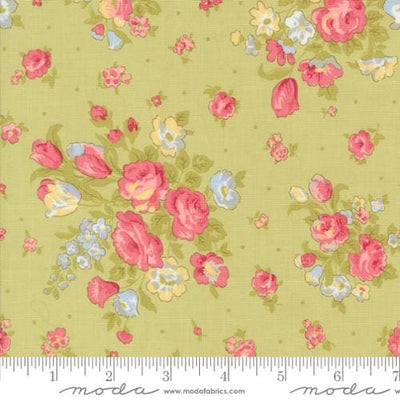 Moda Fabrics Memory Lane Main Floral Florals Quilting Cotton Fabric- Leaf