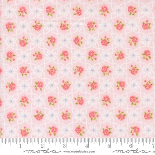 Moda Fabrics Memory Lane Small Floral Florals Quilting Cotton Fabric- Petal