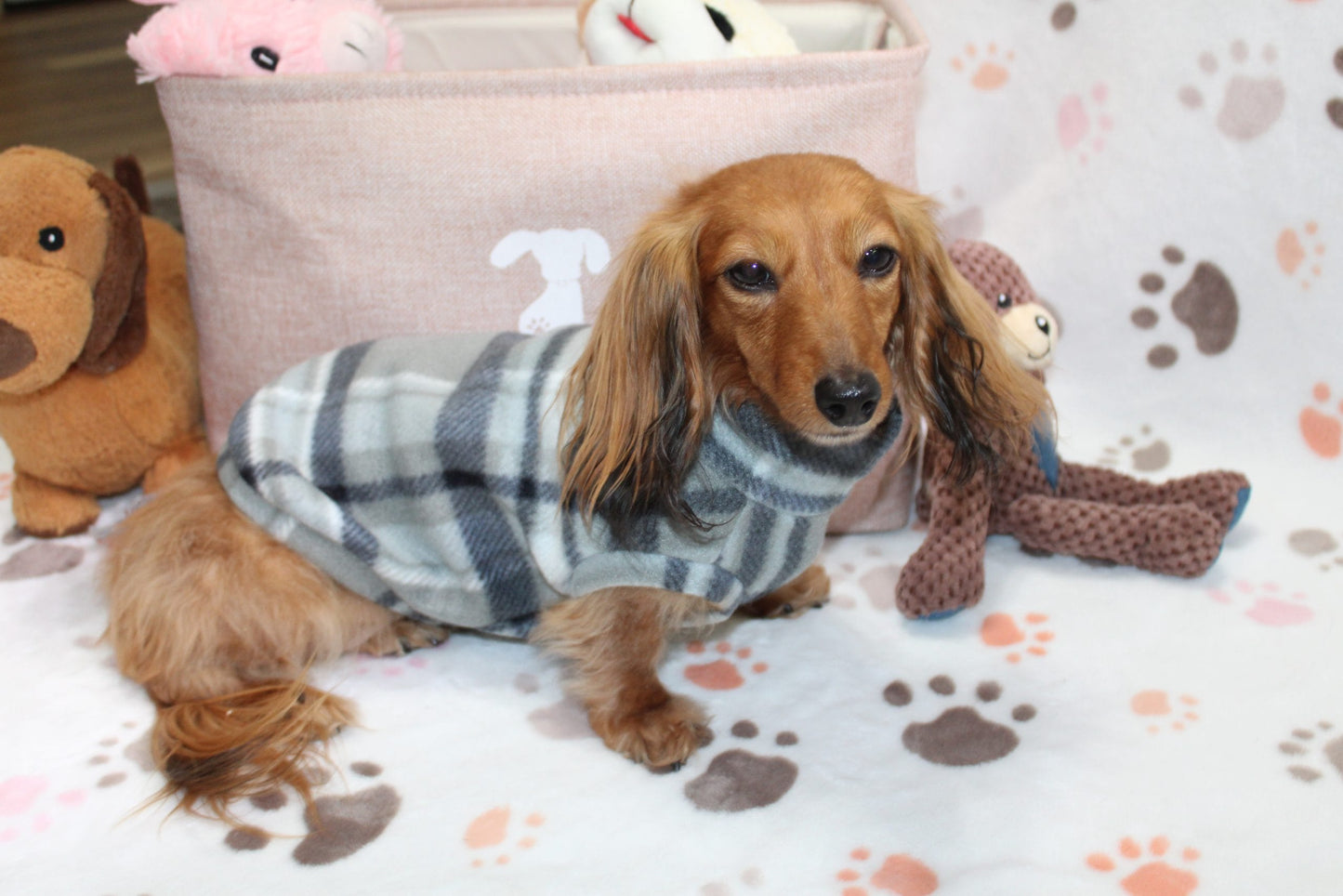 Falko Gray Plaid Dachshund Sweater - Measurements in item description