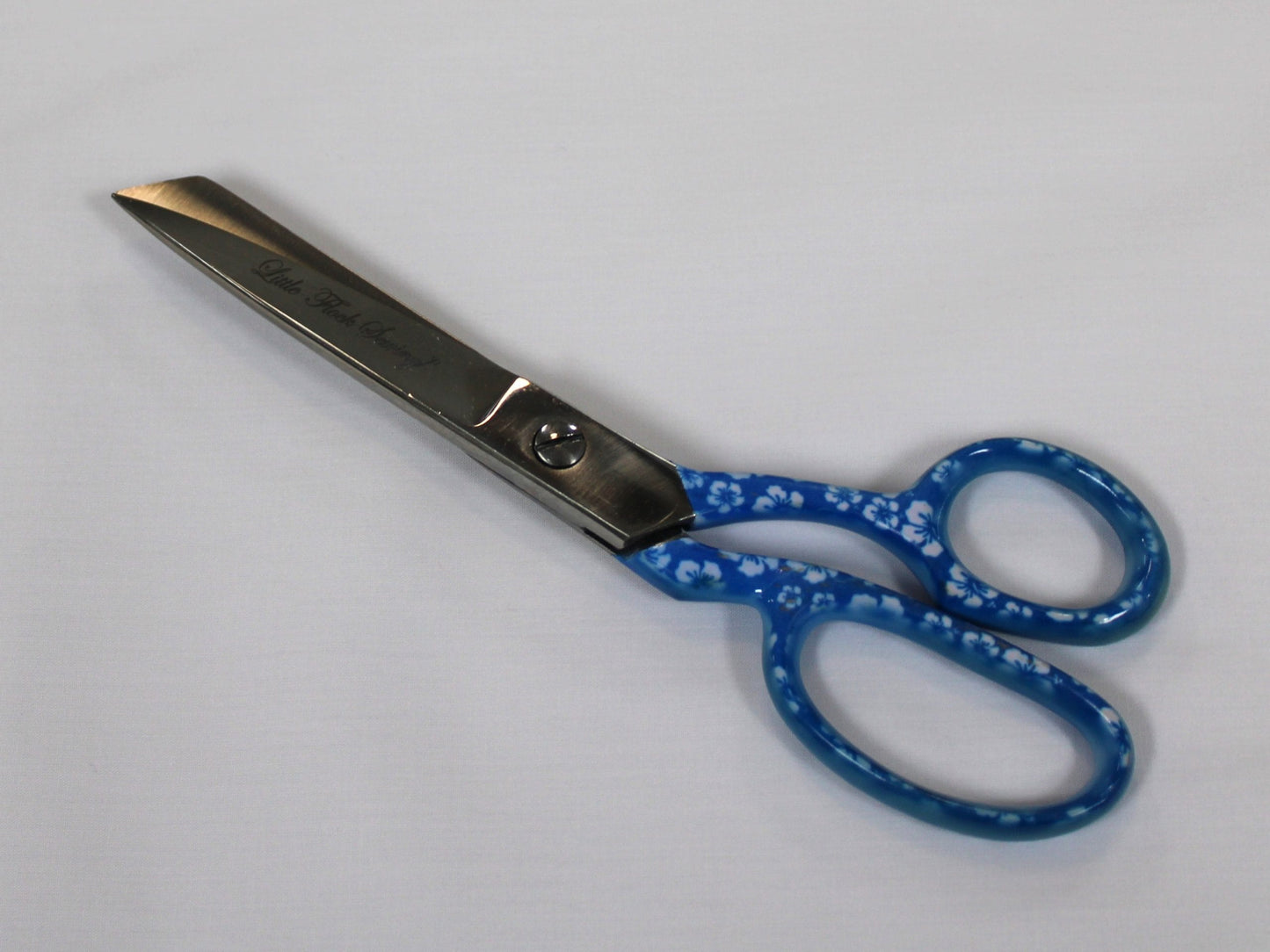 Little Flock Sewing High Quality 8" Professional Tailor Scissors- Blue Floral