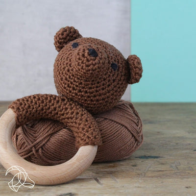 Hardicraft Rattle Bear Crochet Kit