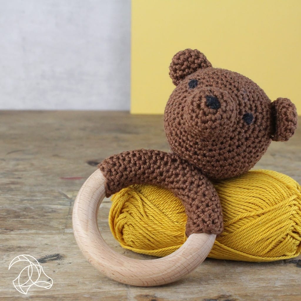 Hardicraft Rattle Bear Crochet Kit
